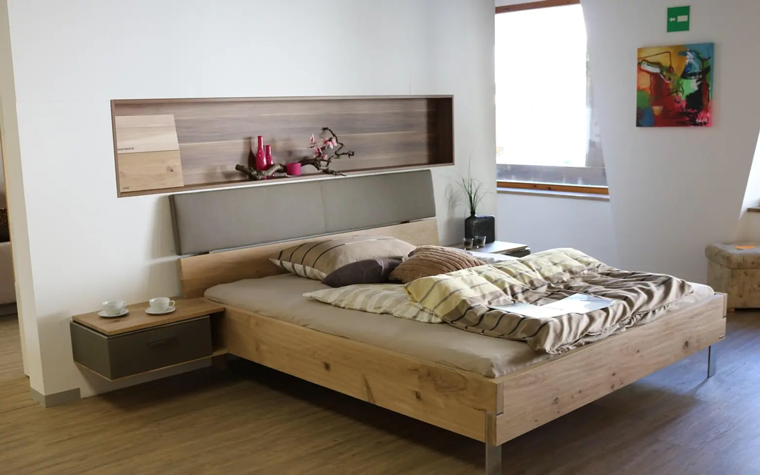 Room, apartment and furniture